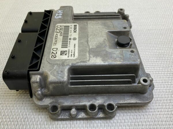 0281014731 51821469 D23 43D67F21 D20 ECU Calculateur moteur Fiât Ducato 2.3L Jtd