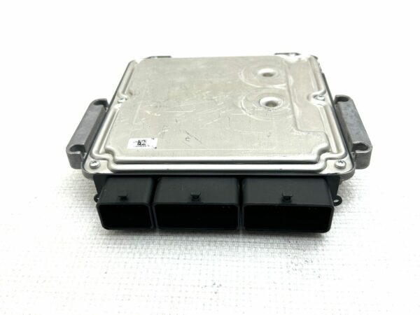 0281030899 237104376R ECU CALCULATEUR Moteur RENAULT Clio IV 237104627R EDC17C42