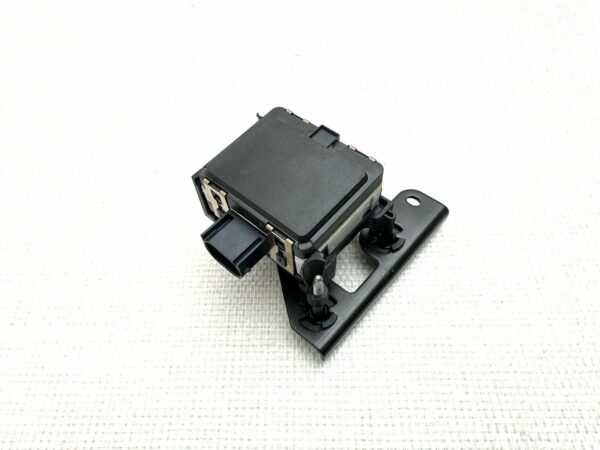 5Q0907561N Radar Sensor ACC Capteur distance régime Vw Golf 7 Audi A3 0203302269