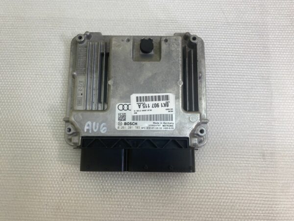 ECU Audi A4 A5 1.8 TFSI CABB 0261201703 8K1907115A Calculateur moteur 2008