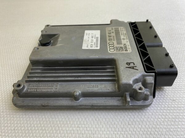 ECU Engine Control Unit Audi A4 3.0TDI 8E0907401AJ 0281011760 EDC16CP BKN