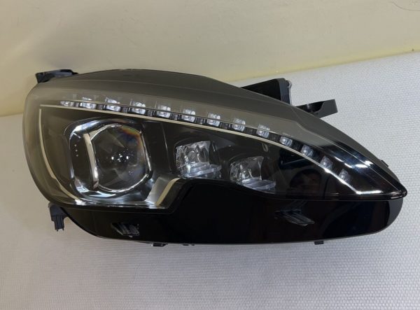 Phare Peugeot 308 t9 Optique droite Full LED DEL 9677832380 030128723200 2013-18