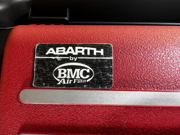 Filtre à Air Boîte Abarth 500 595  1.4 Turismo Competizione Tres propre 51972720