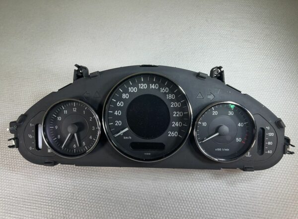 Cls w219 Combi Compteur vitesse A2195404411 A2195401311 A2195400111 A2C53097529