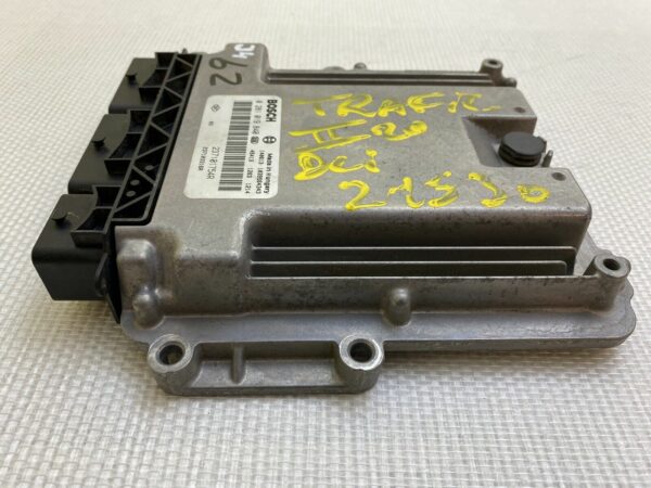 ECU Calculateur moteur RENAULT Trafic Opel Vivaro 2L Dci 0281019840 237101754R