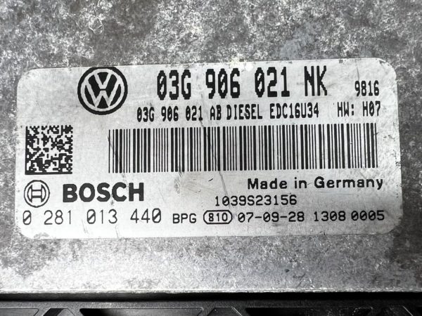 ECU Calculateur moteur VW PASSAT 1.9tdi 105cv 0281013440 03G906021NK EDC16U34