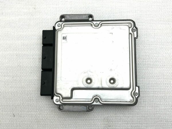 0281019840 237101754R ECU Calculateur moteur RENAULT Trafic Opel Vivaro 2L Dci