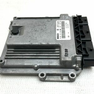 0281019840 237101754R ECU Calculateur moteur RENAULT Trafic Opel Vivaro 2L Dci