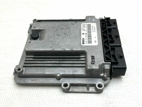 0281019840 237101754R ECU Calculateur moteur RENAULT Trafic Opel Vivaro 2L Dci