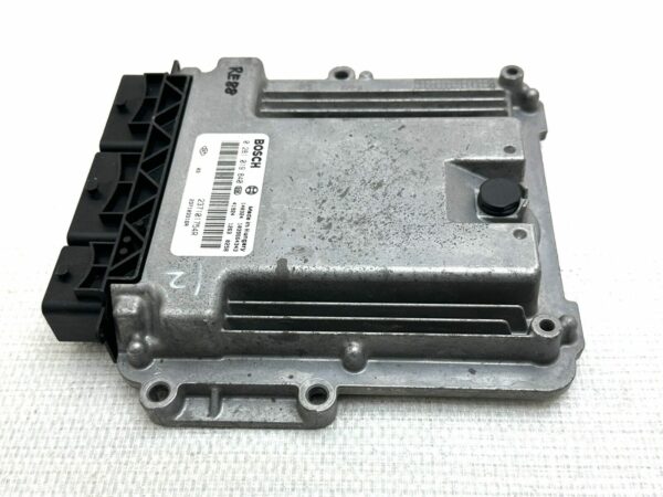 0281019840 237101754R ECU Calculateur moteur RENAULT Trafic Opel Vivaro 2L Dci