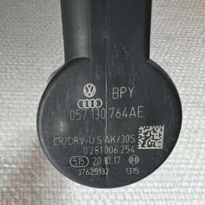 057130764AE Régulateur de Haute Pression sur Common rail 3.0 4.2 TDI Audi Q5 A5