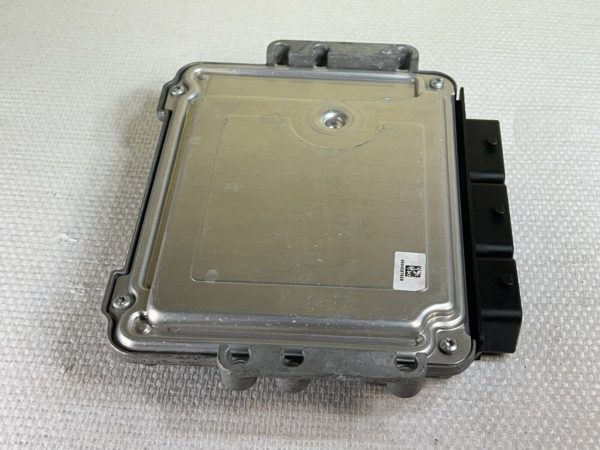 ECU CALCULATEUR RENAULT MEGANE 3 1.9DCI 0281015798 237100055R 237100870R. 100%