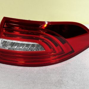 OEM Feux arrière droite LED DEL Skoda Superb Berline LHD 3T5945096A Très propre