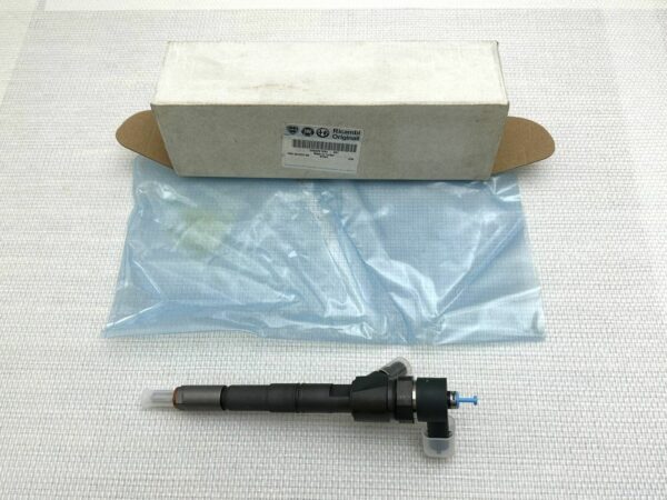 0445110290 OEM Original injecteur Bosch Fiat Alfa 159 Opel Insignia Saab 9-3 NEW