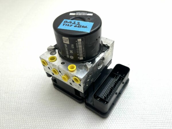 1K0614517BD Block Pompe Calculateur ABS ESP VW Scirocco Golf6 Touran 1K0907379AD