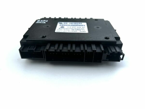 7L6937049AF VW TOUAREG R5 2.5tdi MODULE CONTRÔLE CONFORT Bordnetzsteuergeraet