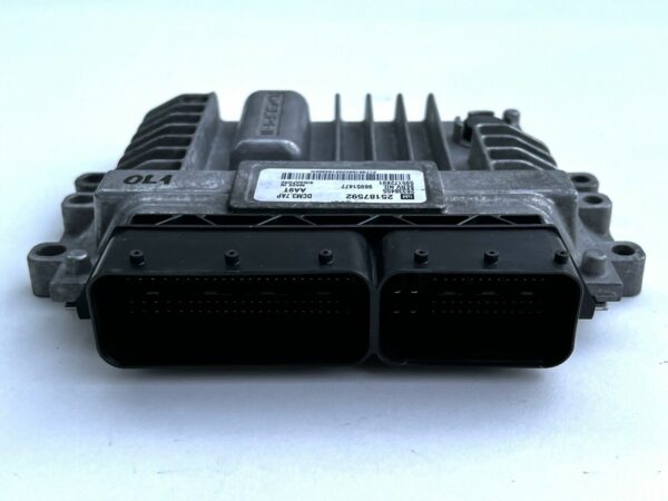 ECU 25187592 96951477 Opel Antara Chevrolet Captiva Orlando 2.2 DCM3.7AP Unite