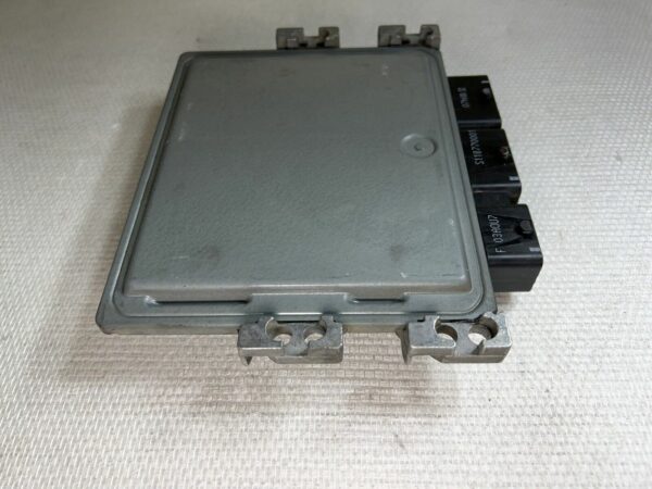 ECU CALCULATEUR MOTEUR 8200804775 8200843713 RENAULT SCENIC 2 PH2 1.5 DCI 105CH