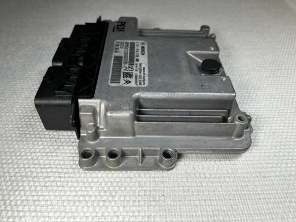 ECU Peugeot 208 1.6hdi90 0281018228 9678818280 edc17c10 Citroen Berlingo Partner