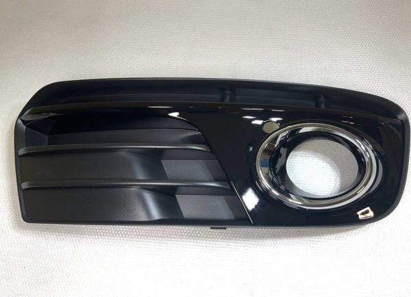 Audi Q5 8R Grille antibrouillard avant droite 8R0807682J OEM Original AUDI NEUF