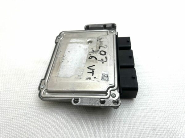 ECU 0261S04009 9665291180 9663193780 MEV17.4 Peugeot 207 1.6 vti Citroën DS3