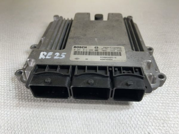 ECU CALCULATEUR RENAULT II TRAFIC 2.0 DCI 0281014208 8200666516 BOSCH EDC16CP33