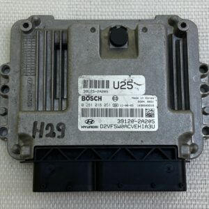 ECU calculateur moteur Hyundai i40 1.7crdi 0281018051 U25 39120-2A205 D2VF5W0ACV