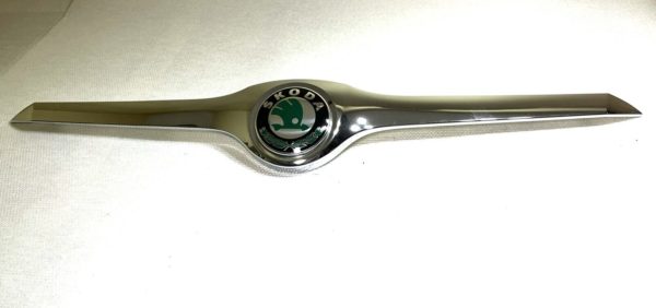 INSERT DE CAPOT Skoda Superb II mk2 3T0853633 Band CHROME 2008-14 NEUF OEM !!!