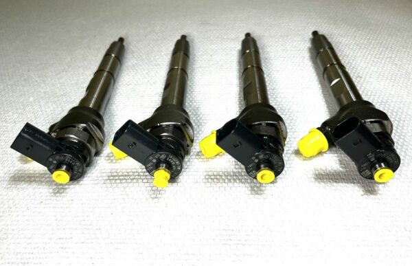 Lot 4x injecteurs 04L130277AC Vw Audi 1.6 2.0 Tdi 150ph 48.000km OEM Original VW