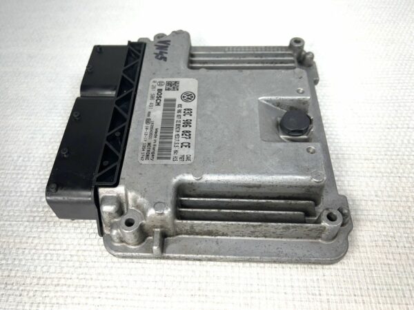 ECU 0261S06491 03C906027CE Audi A1 1,4tfsi CAVE MED17.5.5 Calculateur Moteur