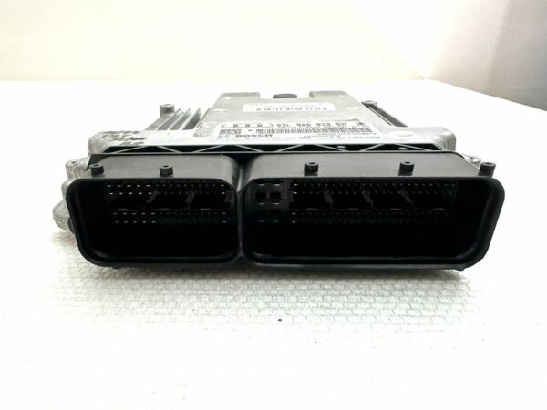 ECU 0281016145 03L906022RM Engine Control Unit Audi A4 B8 2.0Tdi 170ch EDC17CP20