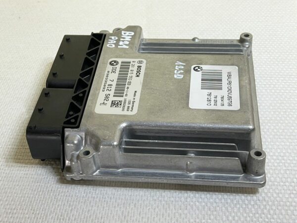 ECU Calculateur moteur BMW EDC16C35 0281013252 DDE7801710 Serie 1 3 E81 E82 E83