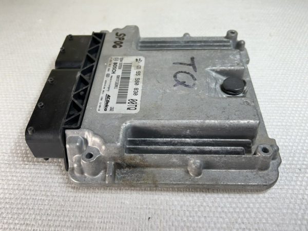 ECU Calculateur moteur Opel Corsa D 1.3CDTI 55580830 00TQ 0281017960 EDC17C18