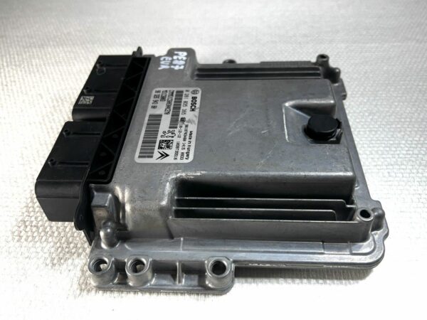 ECU Calculateur moteur Peugeot 308 II 208 1.5hdi 0281035365 MD1C5003 9832694380