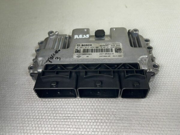 ECU Calculateur moteur Renault Twingo 3 0261S17834 237105821R 237109010 ME17.920