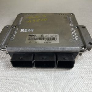 ECU Calculateur moteur Renault trafic 1.9dci 0281010632 HOM82000516088200204836