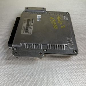 ECU Calculateur moteur Renault trafic 1.9dci 0281010632 HOM82000516088200204836