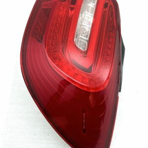 OEM A1769060400 Feu arrière droite R LED DEL Mercedes Classe A W176 100% 2012