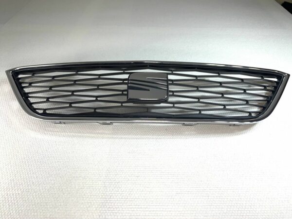 OEM Seat Radiateur Grille Calandre Emblème Ibiza 4 2013-15 6J0853651D 6J0853654C