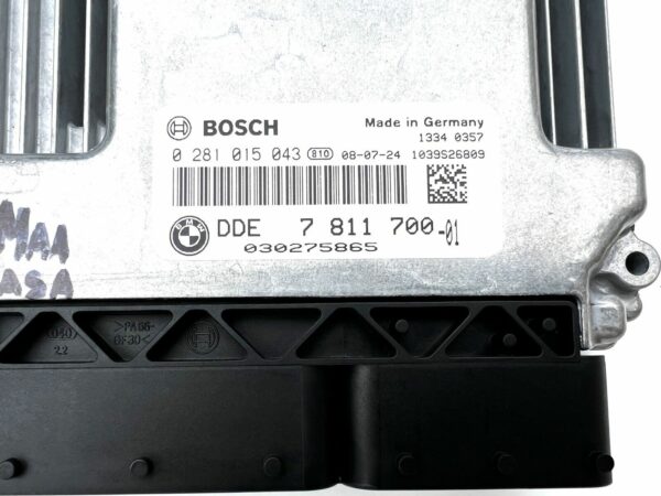 Calculateur moteur ECU BMW 320d E90 177 DDE 7811700 0281015043 EDC16C35 N47D20C