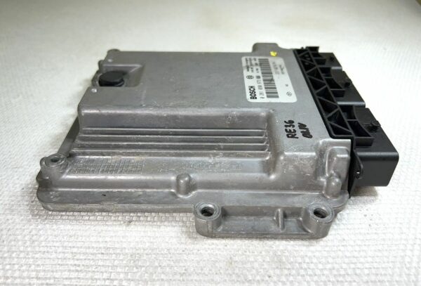 ECU CALCULATEUR Moteur RENAULT CLIO 4 0281030973 237102747R 237104377R EDC17C42