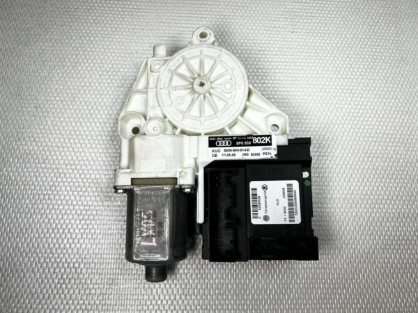 MOTOR LÈVE-GLACE Vitre AVANT Droite AUDI A3 8P 8P0959802K Türsteuergerät