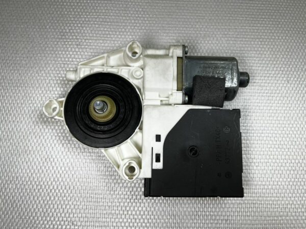 MOTOR LÈVE-GLACE Vitre AVANT Droite AUDI A3 8P 8P0959802K Türsteuergerät