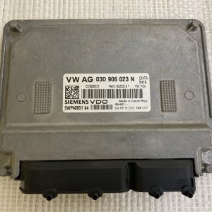 03D906023N ECU Calculateur Moteur Skoda Fabia II  Roomster 1.2i CHFA 5WP40851 04