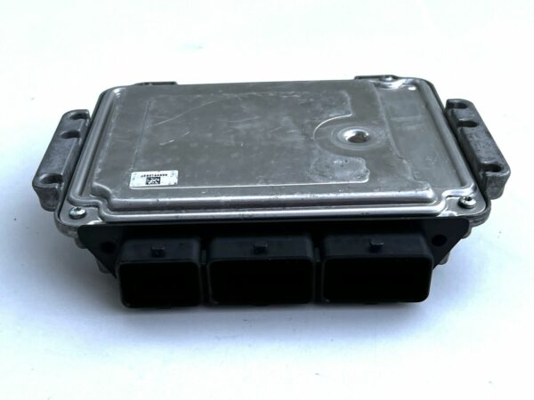 ECU 0281017065 8200935115 CALCULATEUR Moteur RENAULT II TRAFIC 2.0 DCI EDC16CP33