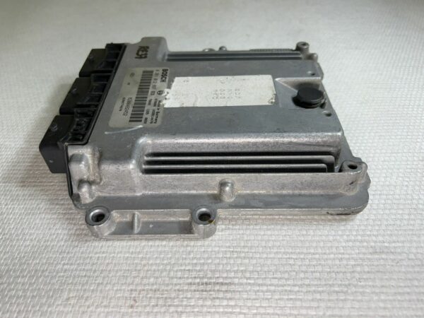 ECU CALCULATEUR Moteur MEGANE SCENIC II 2.0 DCI 8200462452 0281012997 8200774670