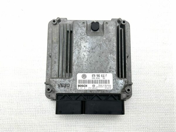 ECU Calculateur moteur VW TOUAREG R5 2.5 TDI EDC16U1 0281011258 070906016F 100%