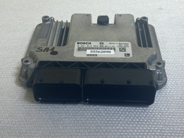 ECU SAAB 9-5 95 2006-2010. 1.9TID 150cv 0281012563 55562898 Calculateur moteur