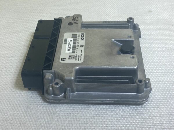 ECU SAAB 9-5 95 2006-2010. 1.9TID 150cv 0281012563 55562898 Calculateur moteur