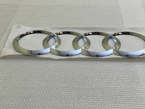 Logo Chrome emblém anneaux Audi Q7  SQ7  4M0853742 OEM Hayon